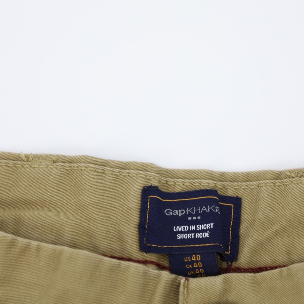 Gap Flat Front Lived in Shorts - Picture 3 of 3